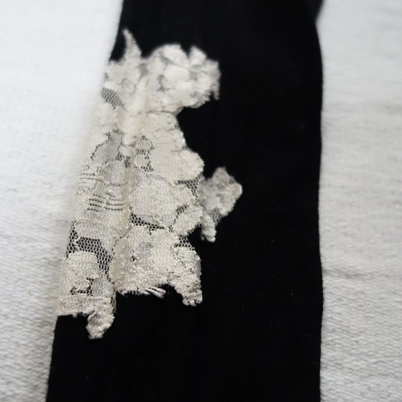 Design History Sweater - Picture 5 of 10